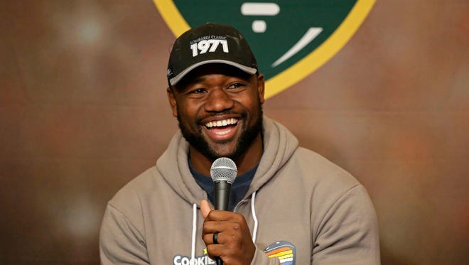 Green Bay Packers running back Ty Montgomery co-hosts Clubhouse Live from The Clubhouse Sports Pub & Grill inside the Radisson Paper Valley Hotel in downtown Appleton.