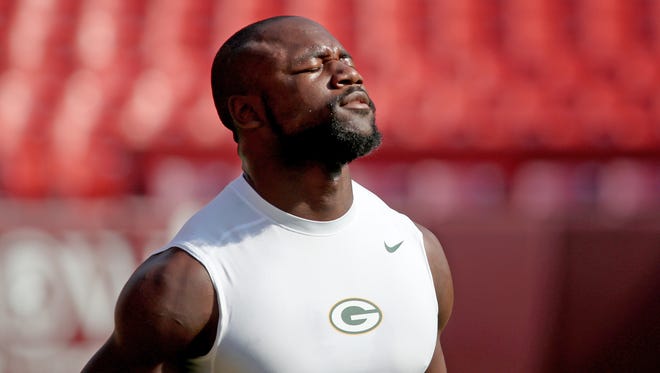 Green Bay Packers running back Ty Montgomery (88) soaks up the sun in the 90-degree heat before a game against Washington on Aug. 19, 2017, at Fedex Field.