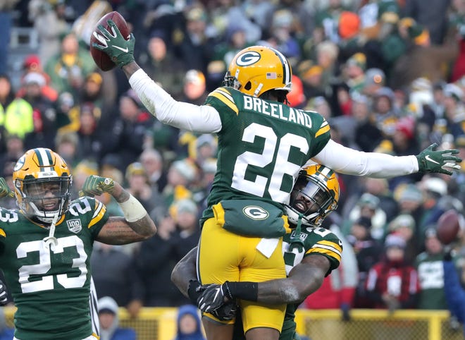 Green Bay Packers defensive back Bashaud Breeland is lifted into the air by Green Bay Packers' Kentrell Brice after recovering a fourth quarter fumble against the Atlanta Falcons during their football game on Sunday, December 9, 2018, at Lambeau Field in Green Bay, Wis.
Wm. Glasheen/USA TODAY NETWORK-Wisconsin.