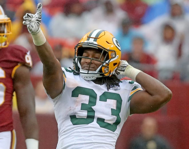 Green Bay Packers running back Aaron Jones (33) signals first down against Washington Sunday, September 23, 2018 at FedEx Field in Landover, MD. Jim Matthews/USA TODAY NETWORK-Wisconsin