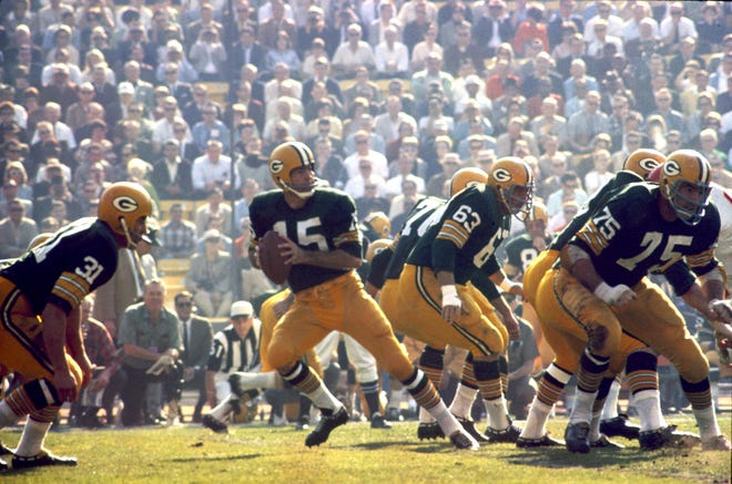 1967: Green Bay Packers Hall of Fame quarterback Bart Starr (15) drops back to pass during Super Bowl I, a 35-10 victory over the Kansas City Chiefs on January 15, at the Los Angeles Memorial Coliseum in Los Angeles, California.