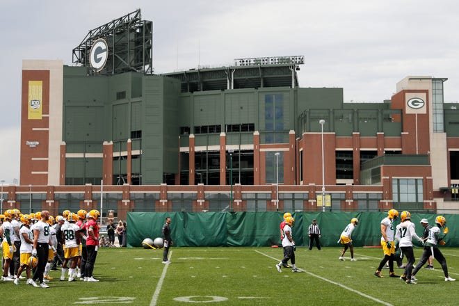 Green Bay Packers players practice at Clarke Hinkle Field on Wednesday, May 29, 2019 in Ashwaubenon, Wis.